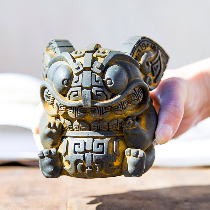 Chinese Guochao Gold Beast Decor – Handcrafted Faux Cast Iron, Mythical Desk Ornament for US Home Study, Auspicious Cultural Art