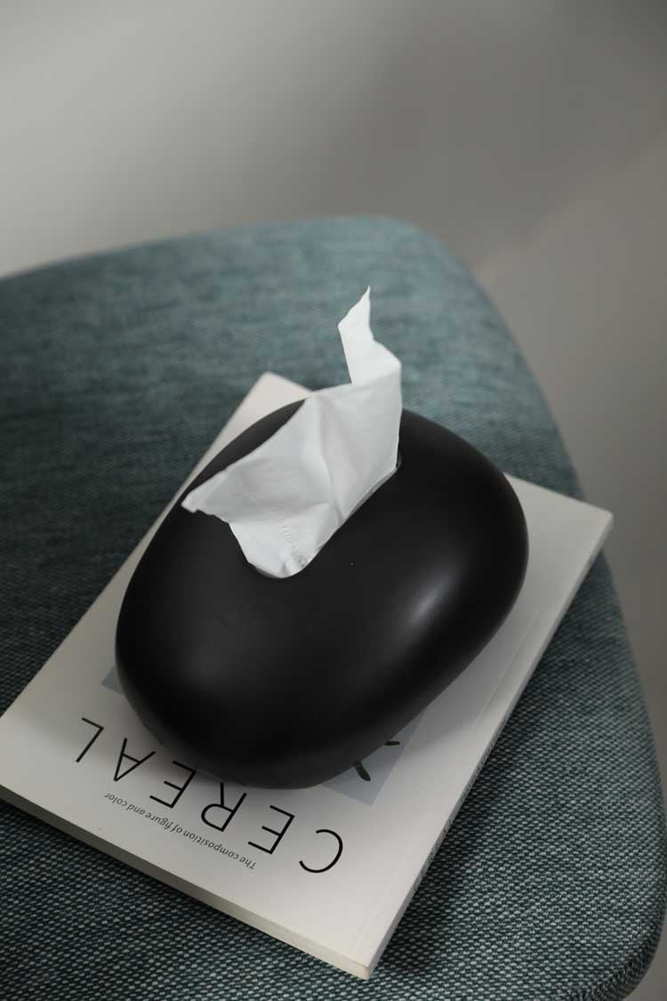 US Trendy Tissue Holder – Handmade Ceramic Napkin Box, Minimalist Black White Design, Cozy Home Vibe Decor for Living Room Coffee Table, Durable Tabletop Organizer