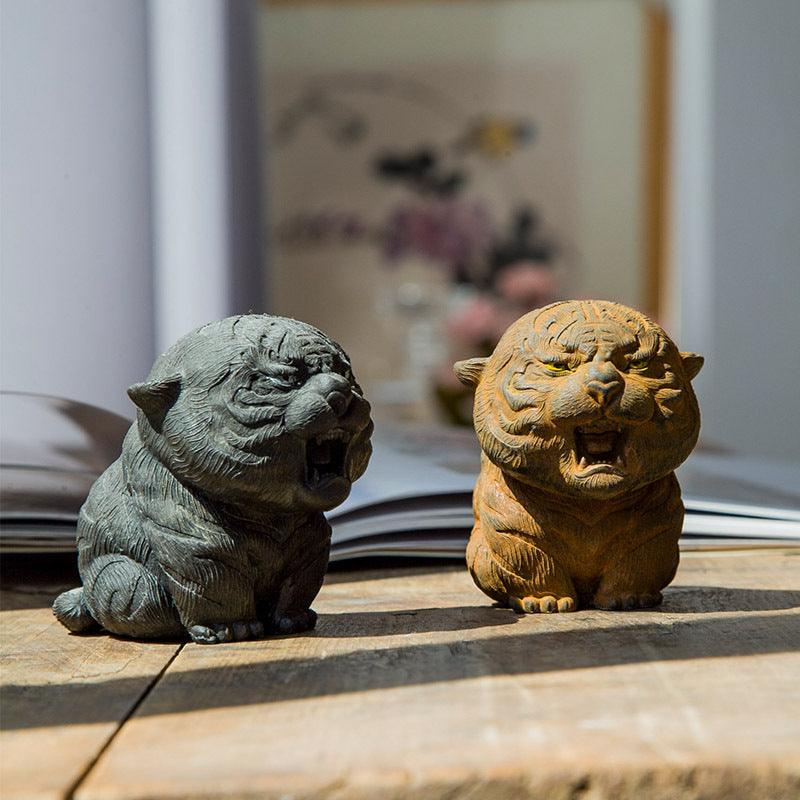 Chinese Lucky Tiger Figurine – Handmade Faux Cast Iron, Raisable Tea Pet, Wellness Desk Decor, Collectible for US Tea Enthusiasts